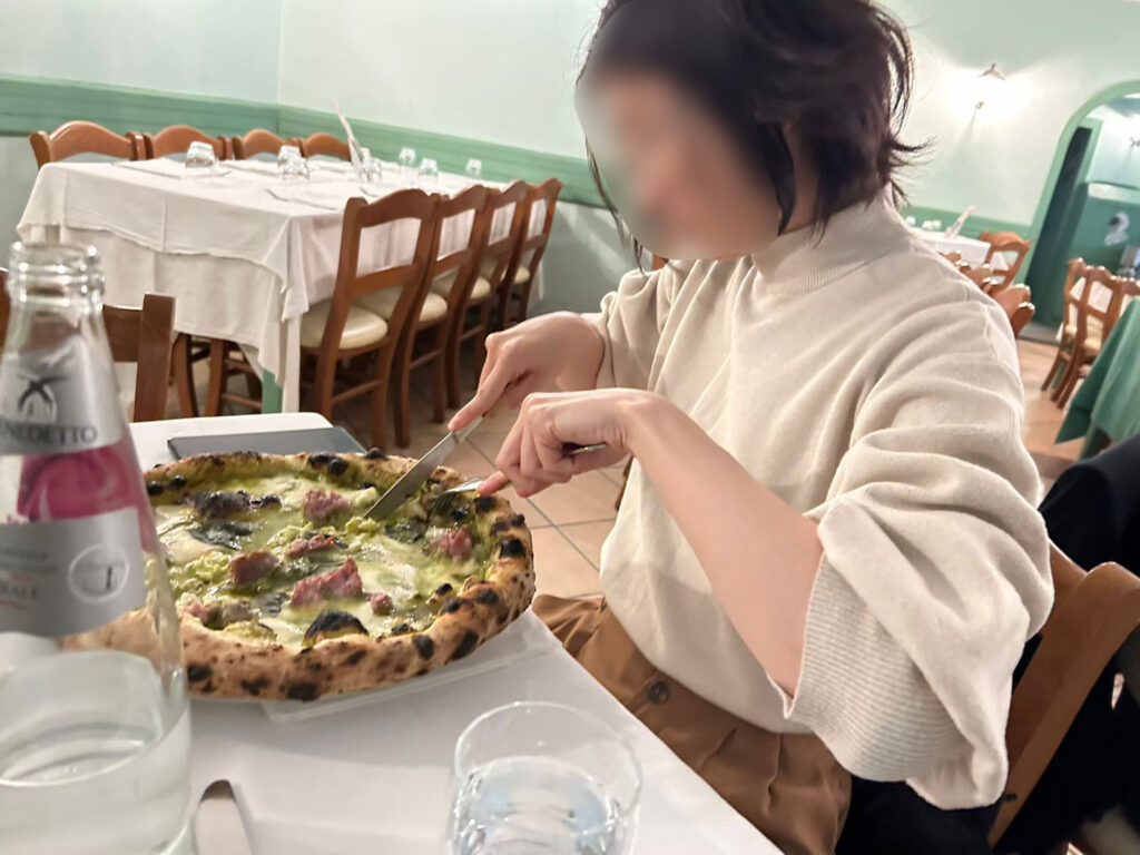 アンティカ・ピッツェリア・ポルタルバのピッツァ　サルシッチャ